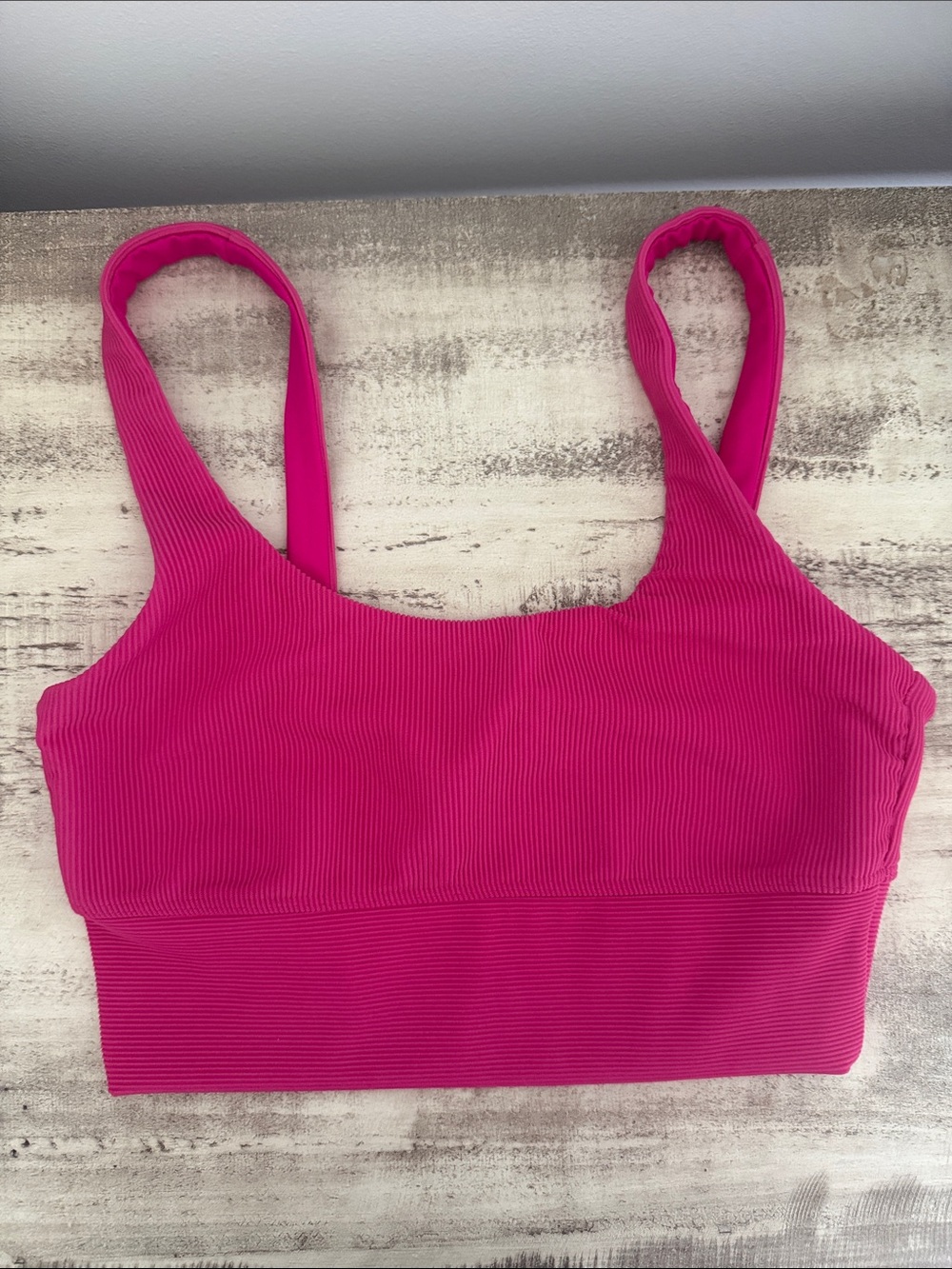 BEACH RIOT SPORTS BRA SIZE SMALL